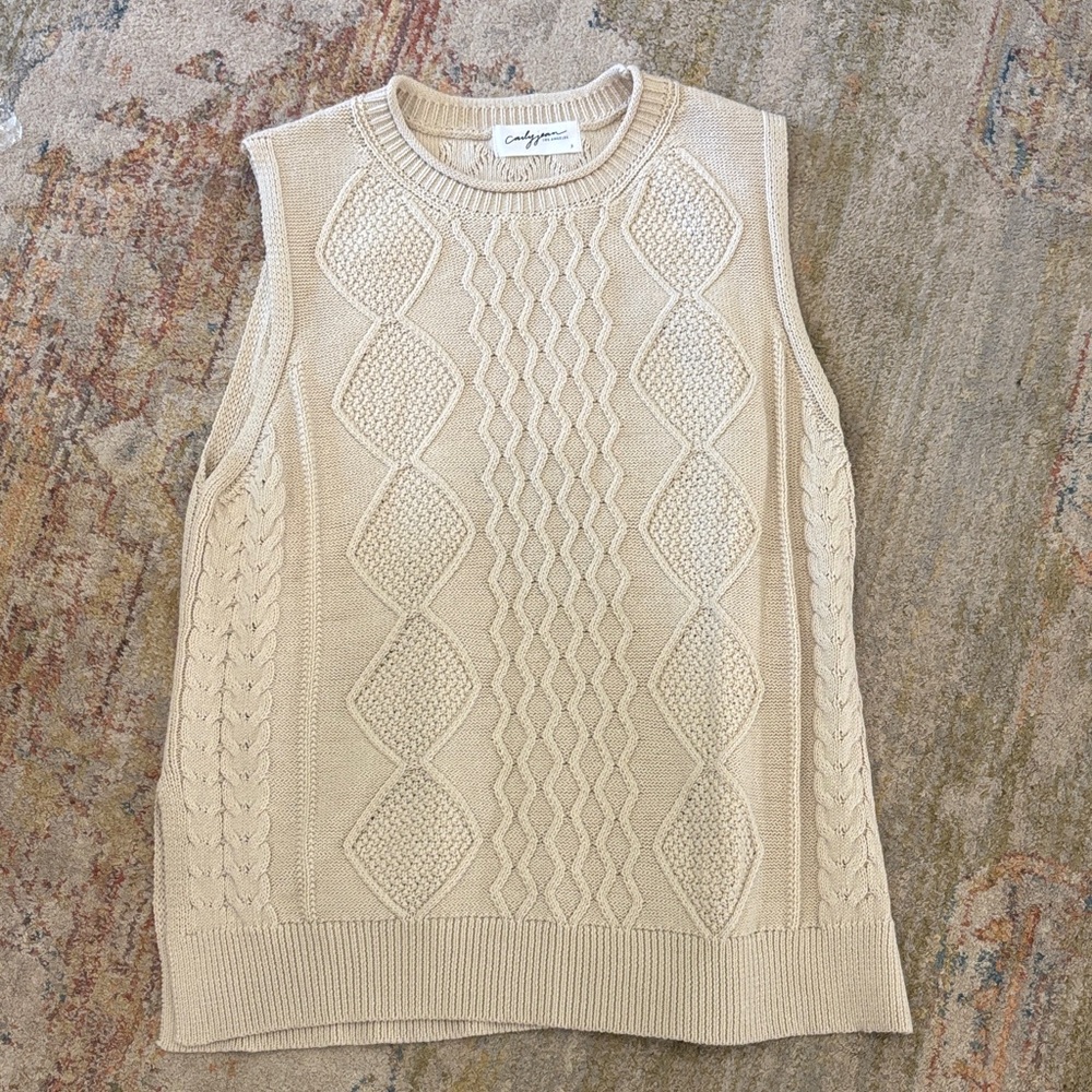 CJLA Cable Knit Sleeveless Sweater Vest